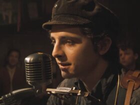 Timothée Chalamet Transforms Into Bob Dylan in ‘A Complete Unknown’ Trailer