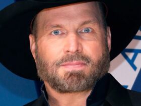 Garth Brooks Doubles Down Against Rape Accusations From Former Makeup Artist