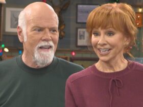 Why Reba McEntire ‘Irritates’ Boyfriend Rex Linn on ‘Happy’s Place’ Set  (Exclusive)