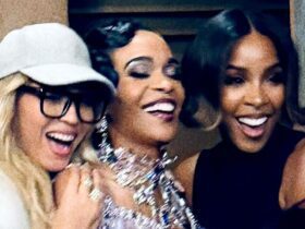 Beyoncé and Kelly Rowland Support Michelle Williams at ‘Death Becomes Her’ Opening Night!