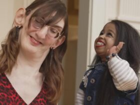 Watch World’s Smallest and Tallest Women Meet for the First Time!