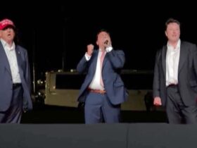 Watch Donald Trump and Elon Musk Sing Bizarre ‘God Bless America’ Duet With Opera Star