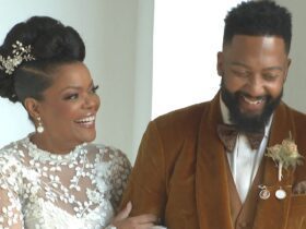 Yvette Nicole Brown Reacts to Her Husband’s Emotional Wedding Day Gift (Exclusive)