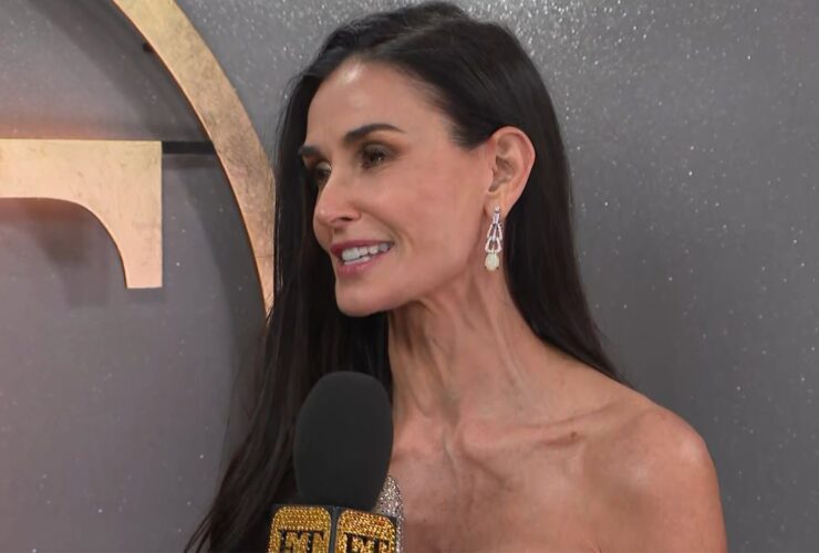 Demi Moore Reacts to Daughters Celebrating Her Golden Globe Win! (Exclusive)