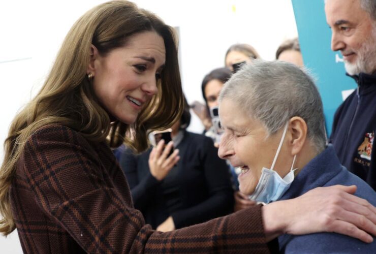 Kate Middleton Surprises Cancer Patients at Hospital Where She Was Treated in Rare Outing