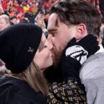 Taylor Swift Passionately Kisses Travis Kelce After Chiefs Win AFC Championship Game