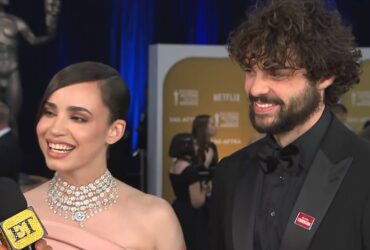 Noah Centineo Reacts to Sofia Carson’s ‘Insane’ 100-Carat Necklace at 2025 SAG Awards (Exclusive)