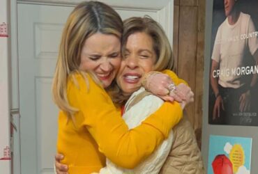 Watch Hoda Kotb Surprise Savannah Guthrie at Book Signing