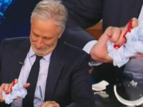 Jon Stewart Shocks Audience With Bloody Hand During ‘Daily Show’ Monologue